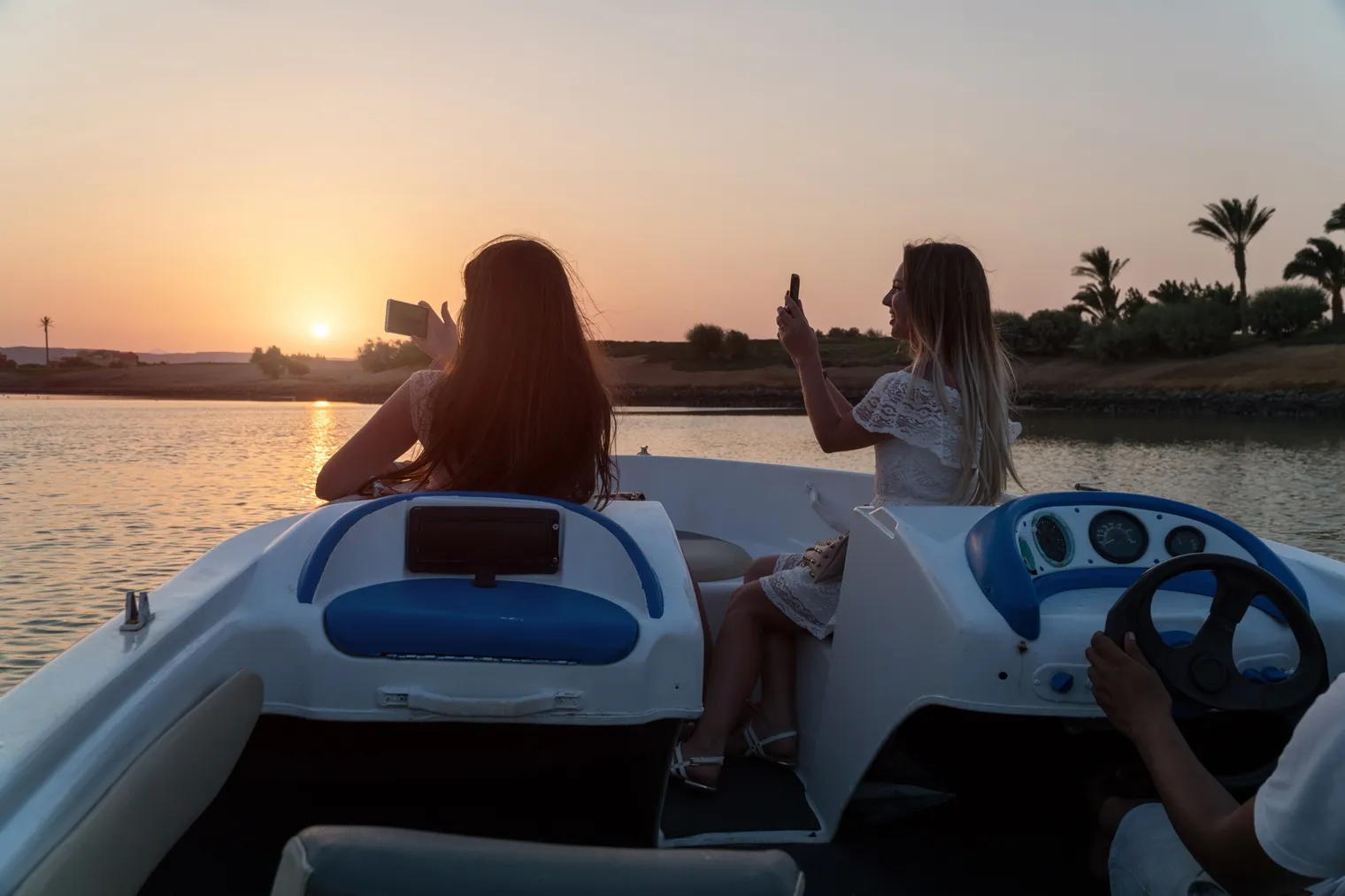 From El Gouna : Private Speed Boat Trip 3 Snorkeling Spots