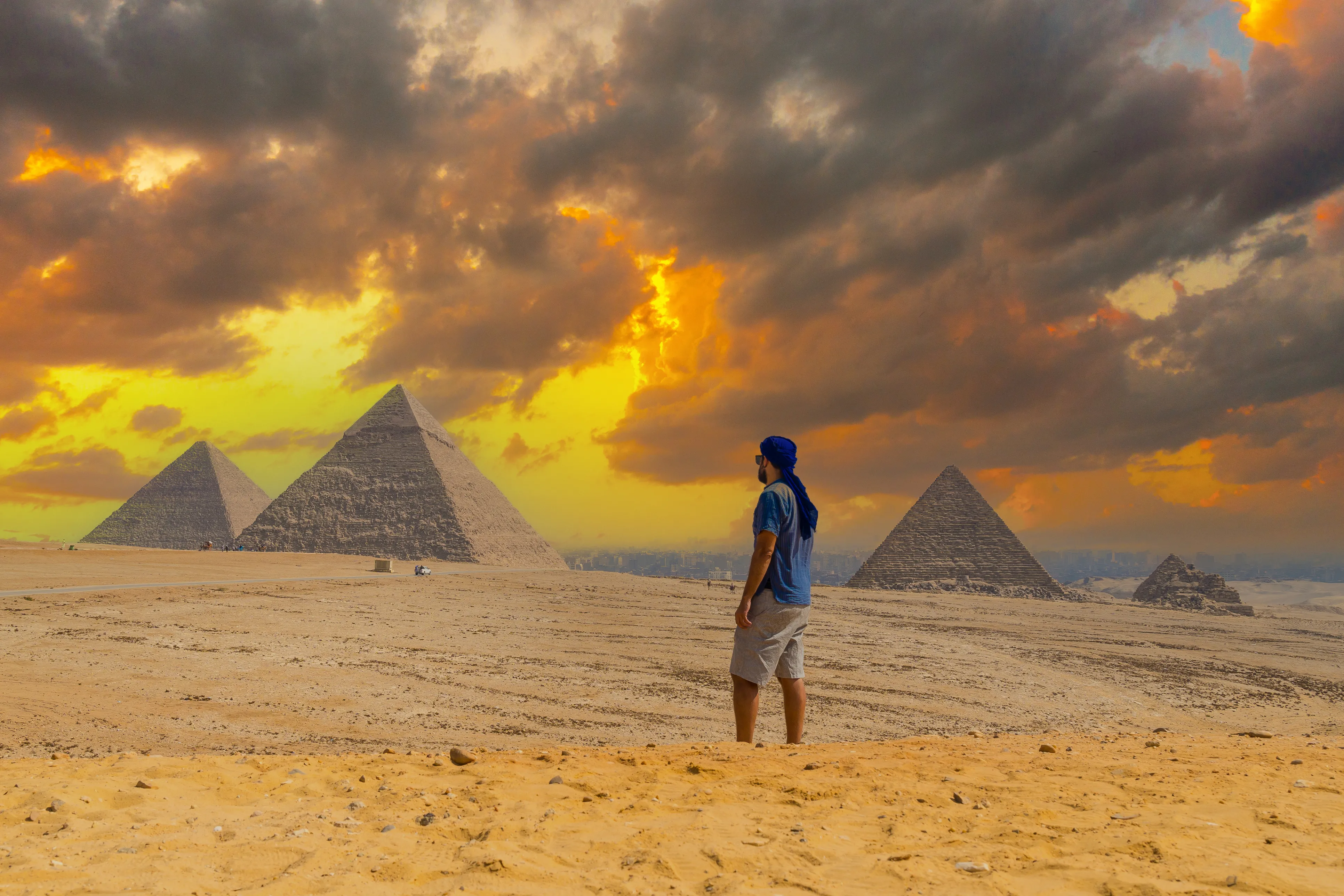 From El Gouna: Pyramids OF Giza And Grand Egyptian Museum by Plane