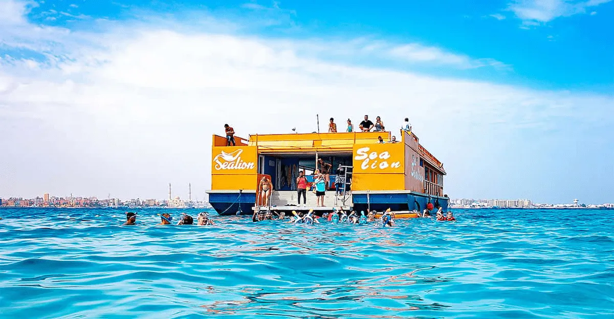 Hurghada: Scenic Submarine Tour with Snorkeling and Transfer